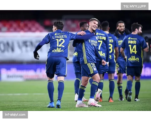 深度复盘：解析里昂逆转布雷斯特一战中的节奏转换与跑动热点